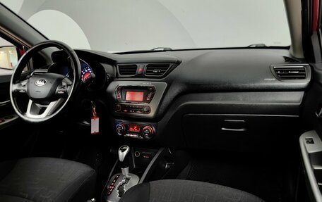 KIA Rio III рестайлинг, 2014 год, 748 000 рублей, 13 фотография