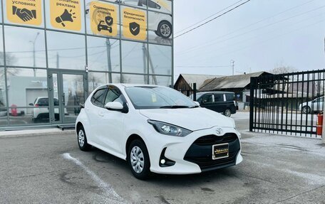 Toyota Yaris, 2020 год, 1 099 000 рублей, 4 фотография