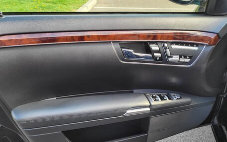 Mercedes-Benz S-Класс, 2009 год, 4 000 000 рублей, 11 фотография