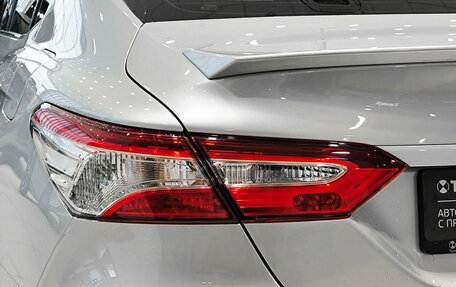 Toyota Camry, 2019 год, 3 087 000 рублей, 12 фотография