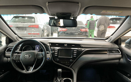 Toyota Camry, 2019 год, 3 087 000 рублей, 17 фотография