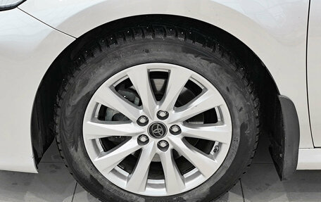 Toyota Camry, 2019 год, 3 087 000 рублей, 22 фотография