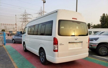 Toyota HiAce H200, 2025 год, 4 500 000 рублей, 2 фотография