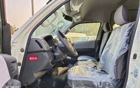 Toyota HiAce H200, 2025 год, 4 500 000 рублей, 13 фотография