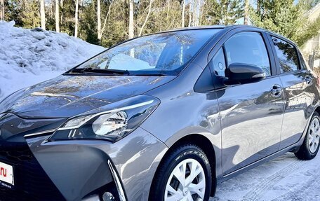 Toyota Yaris III рестайлинг, 2019 год, 1 680 000 рублей, 5 фотография