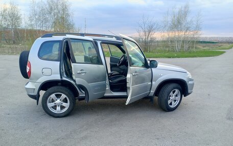 Chevrolet Niva I рестайлинг, 2014 год, 640 000 рублей, 9 фотография