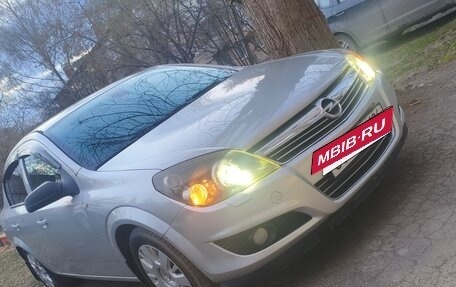Opel Astra H, 2010 год, 650 000 рублей, 4 фотография