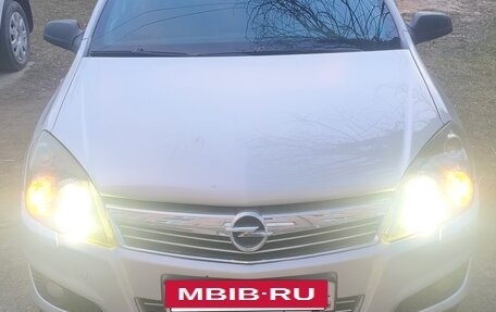 Opel Astra H, 2010 год, 650 000 рублей, 5 фотография