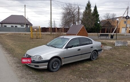 Toyota Avensis III рестайлинг, 2003 год, 480 000 рублей, 8 фотография