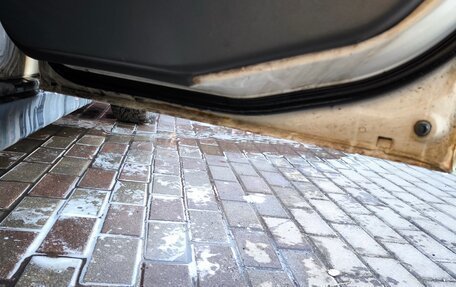 Mitsubishi Galant VIII, 2001 год, 250 000 рублей, 13 фотография