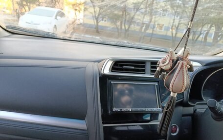 Honda Fit III, 2014 год, 780 000 рублей, 11 фотография