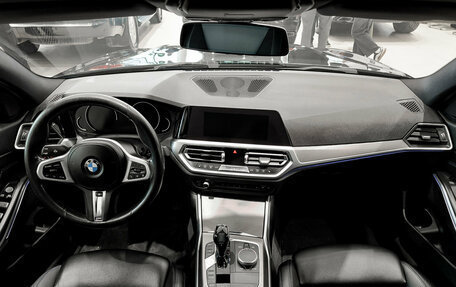 BMW 3 серия, 2019 год, 3 350 000 рублей, 14 фотография