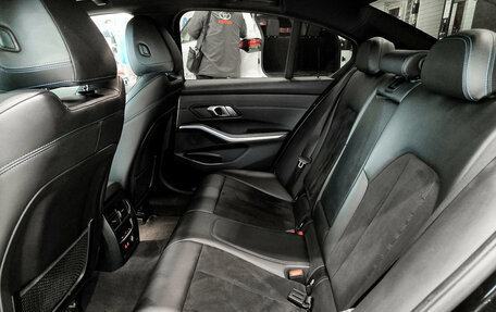 BMW 3 серия, 2019 год, 3 350 000 рублей, 12 фотография