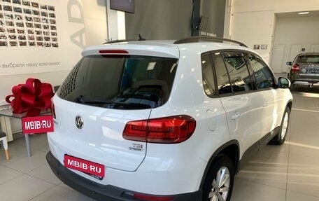 Volkswagen Tiguan I, 2016 год, 1 580 000 рублей, 6 фотография