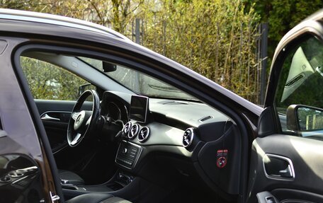 Mercedes-Benz GLA, 2016 год, 1 950 000 рублей, 11 фотография