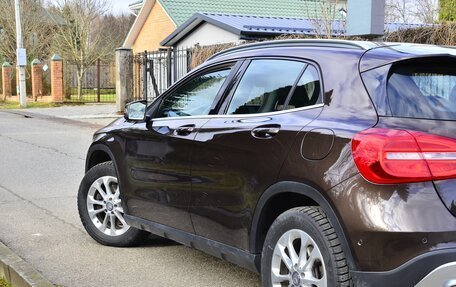 Mercedes-Benz GLA, 2016 год, 1 950 000 рублей, 10 фотография