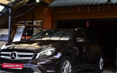 Mercedes-Benz GLA, 2016 год, 1 950 000 рублей, 3 фотография