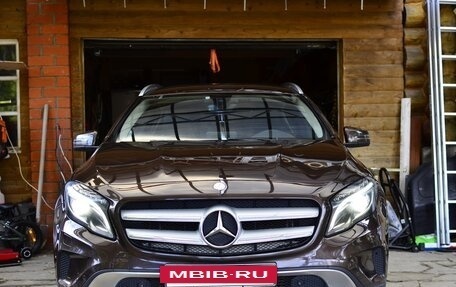 Mercedes-Benz GLA, 2016 год, 1 950 000 рублей, 2 фотография