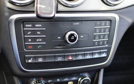 Mercedes-Benz GLA, 2016 год, 1 950 000 рублей, 15 фотография