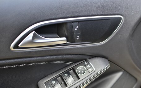 Mercedes-Benz GLA, 2016 год, 1 950 000 рублей, 20 фотография