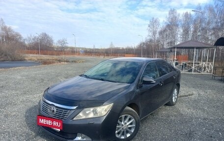 Toyota Camry, 2012 год, 1 400 000 рублей, 6 фотография