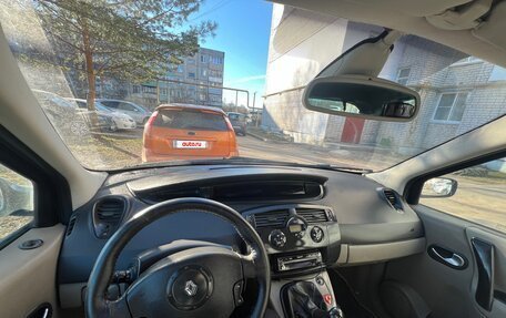 Renault Scenic III, 2005 год, 300 000 рублей, 8 фотография