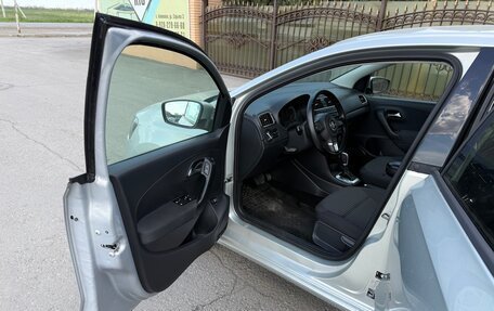 Volkswagen Polo VI (EU Market), 2011 год, 750 000 рублей, 10 фотография