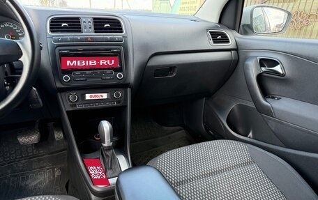 Volkswagen Polo VI (EU Market), 2011 год, 750 000 рублей, 20 фотография