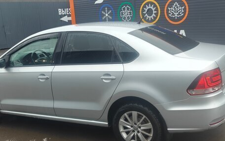 Volkswagen Polo VI (EU Market), 2015 год, 900 000 рублей, 5 фотография