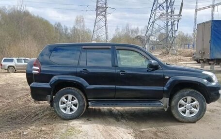 Toyota Land Cruiser Prado 120 рестайлинг, 2007 год, 1 880 000 рублей, 3 фотография