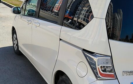 Honda Freed I, 2012 год, 1 280 000 рублей, 5 фотография