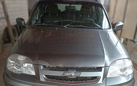 Chevrolet Niva I рестайлинг, 2014 год, 465 000 рублей, 2 фотография