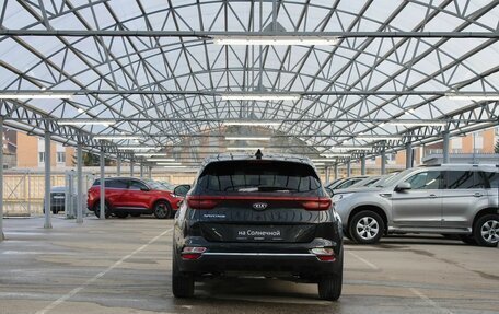 KIA Sportage IV рестайлинг, 2018 год, 1 990 000 рублей, 4 фотография