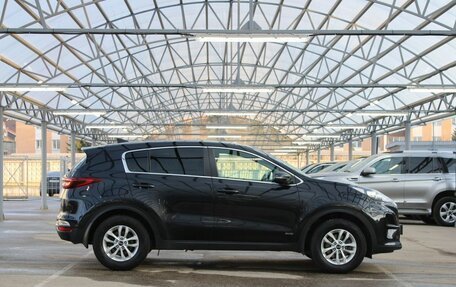 KIA Sportage IV рестайлинг, 2018 год, 1 990 000 рублей, 6 фотография