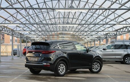 KIA Sportage IV рестайлинг, 2018 год, 1 990 000 рублей, 5 фотография