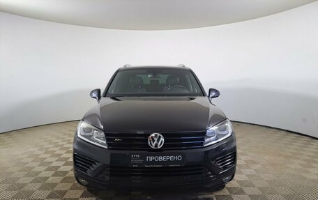 Volkswagen Touareg III, 2017 год, 3 390 000 рублей, 2 фотография