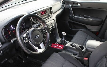 KIA Sportage IV рестайлинг, 2018 год, 1 990 000 рублей, 11 фотография