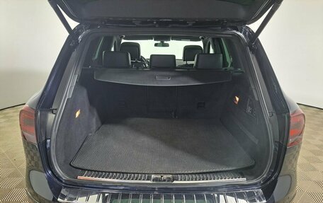 Volkswagen Touareg III, 2017 год, 3 390 000 рублей, 10 фотография