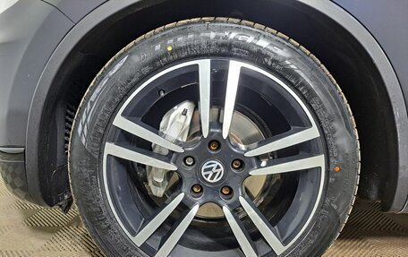 Volkswagen Touareg III, 2017 год, 3 390 000 рублей, 18 фотография