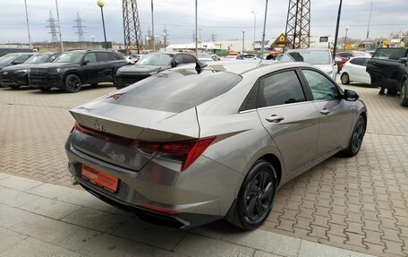 Hyundai Elantra, 2022 год, 2 160 000 рублей, 3 фотография