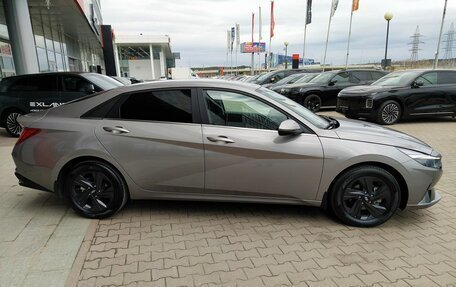 Hyundai Elantra, 2022 год, 2 160 000 рублей, 6 фотография