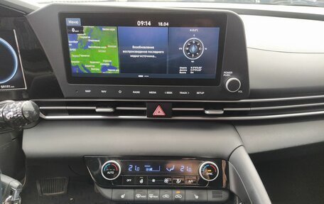 Hyundai Elantra, 2022 год, 2 160 000 рублей, 13 фотография