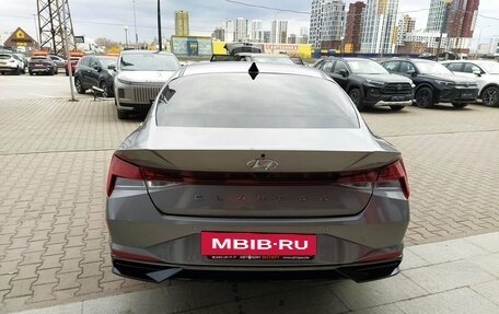 Hyundai Elantra, 2022 год, 2 160 000 рублей, 5 фотография