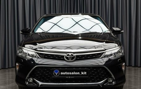 Toyota Camry, 2017 год, 2 299 000 рублей, 2 фотография