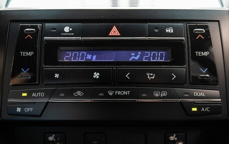 Toyota Camry, 2017 год, 2 299 000 рублей, 14 фотография