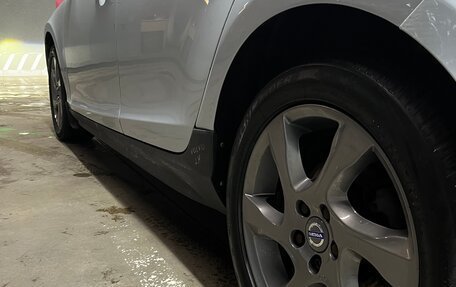 Volvo V40 II рестайлинг, 2013 год, 1 670 000 рублей, 4 фотография