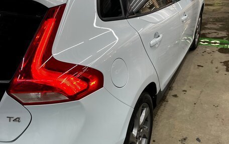 Volvo V40 II рестайлинг, 2013 год, 1 670 000 рублей, 5 фотография