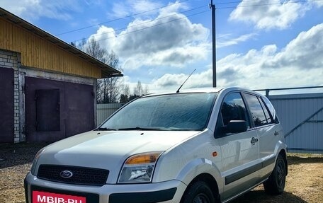 Ford Fusion I, 2008 год, 740 000 рублей, 2 фотография