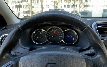 Renault Logan II, 2014 год, 605 000 рублей, 14 фотография