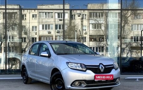 Renault Logan II, 2014 год, 605 000 рублей, 3 фотография